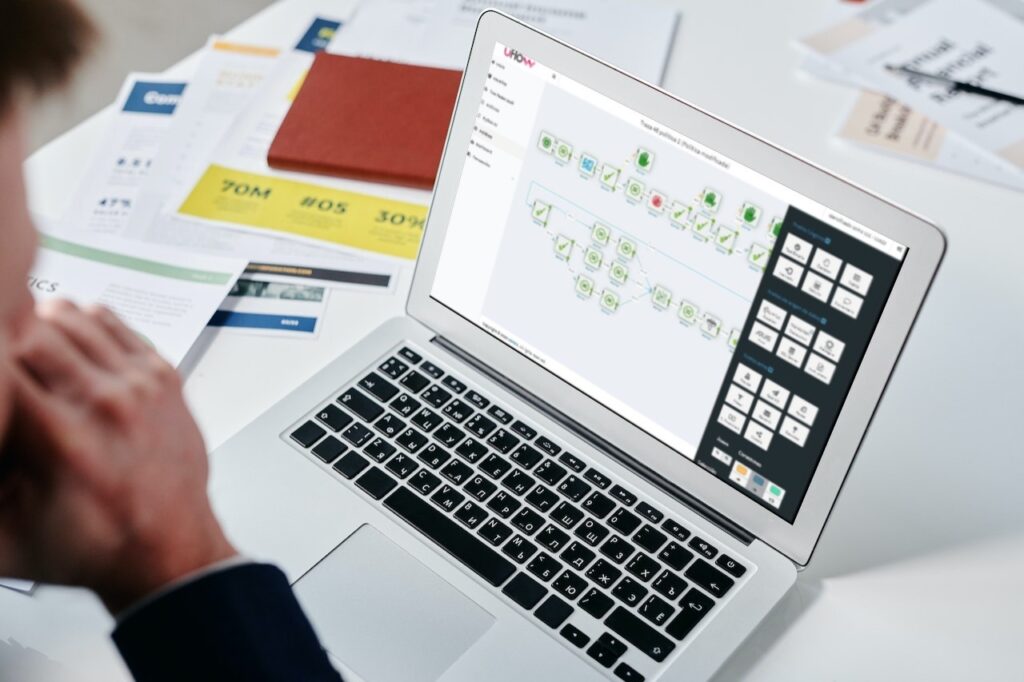 Big Data y motores de decisiones_ entre las tecnologías que continuarán revolucionando el sector financiero en el 2024.jpeg Big Data y motores de decisiones_ entre las tecnologías que continuarán revolucionando el sector financiero en el 2024.jpeg
